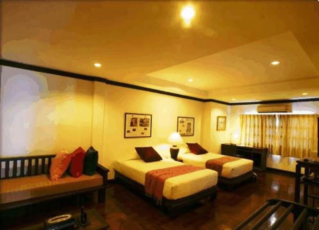 Cucumber Inn Suite Паттая Номер фото
